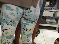 Big Bitch lunes vide ...