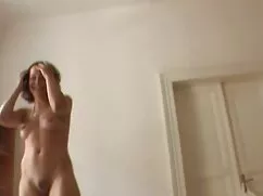 El chico puede relaj ...