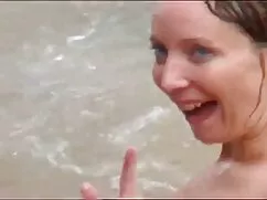 Extraño mexicana ana ...