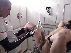 Suficiente juventud  ...