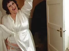 Kinky viejo abuelita ...