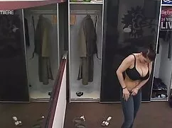 El travesti le jodió ...