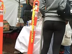 con los ojos vendado ...